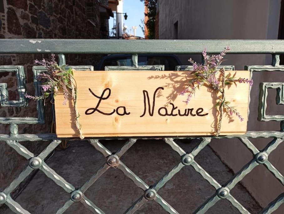 La Nature Konistres Exterior photo
