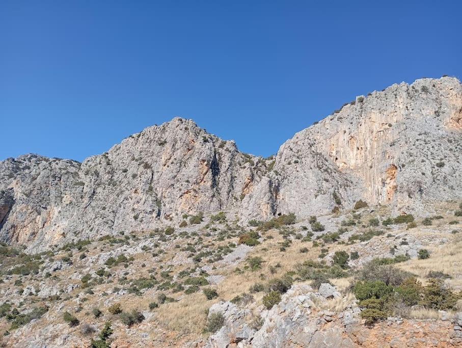 La Nature Konistres Exterior photo