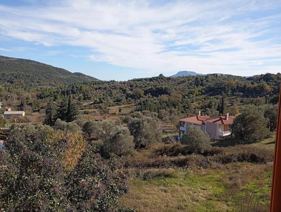 La Nature Konistres Exterior photo